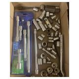Sockets and extension ratchets