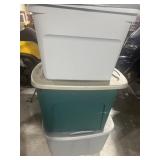 Storage totes