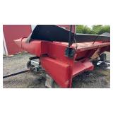 Case IH Corn Head w/ Cart 6 row-30'
