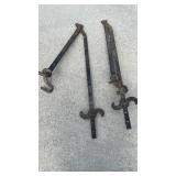 (2) Ladder Jacks