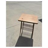 MCM table with record holder