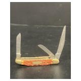 Sharp three bladed pocket knife