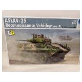Trumpeter reconnaissance vehicle model kit 135