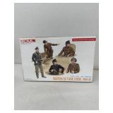 WAFFEN SS tank crew model kit