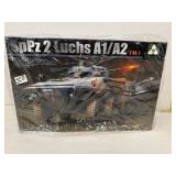 Soviet LUCHS tank model kit
