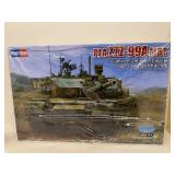 Military tank model kit 135 scale