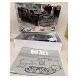 M9 Ace armored combat earth mover model kit 1/35