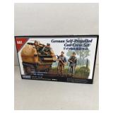 German self-propelled gun crew set model kit 1