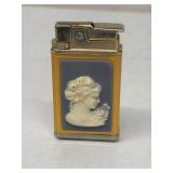 Royal musical cameo lighter