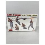 Take combat US tank crew model kit 1/35 scale