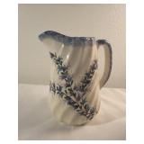 Water pitcher