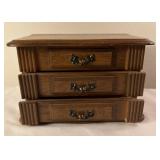 Jewelry box