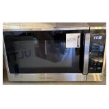Insignia microwave