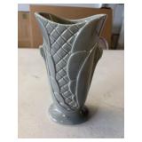 Shawnee pottery vase