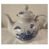 Toscany tea pot
