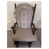 Glider Rocker, Super Clean