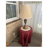 Table with table lamp