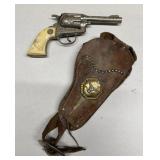Hubley TEXAN Junior cowboy gun with holster