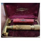 Gillette Razor in case w/blades in orig, box
