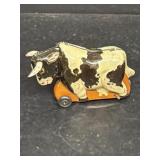 Bull tin toy bobble head