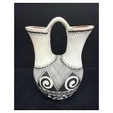 Double pottery vase
