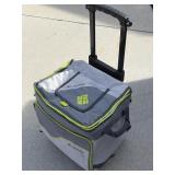 Columbia rolling cooler