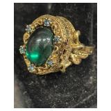 Ladies compartment ring