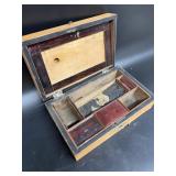 Handmade compartment box