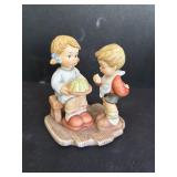 Hummel birthday treat figure