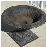 Antique Victorian Cast Iron Garden Urn