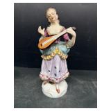 Porcelain lady playing Mandalorian occupied Japan