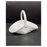 Glass sweetheart, basket, milk, glass