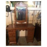 Dresser/Desk w/Mirror