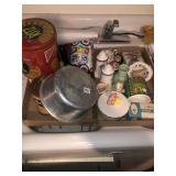 Tins, Salt-n-Peppers