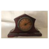 Early key wind clock, smaller size.