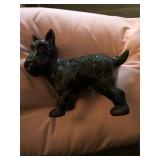 Cast iron dog