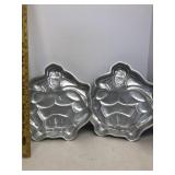 Two 1977 superman cake pans by Wilton