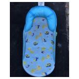 Babies bath holder like new
