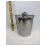 Ice bucket with tongs