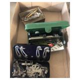 Flat of singer sewing machine good