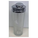 Glass shaker vertical cut ground bottom