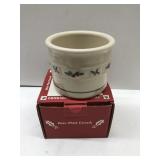 Longaberger pottery 1 pint crock in original box