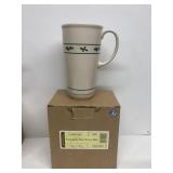 Longaberger pottery traditional Holly travel mug