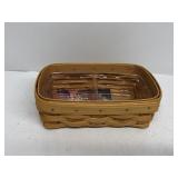 Longaberger small loaf serving basket 2002 with