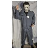 Michael Myers 7 ½ ft Automated Figurine