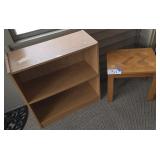 Bookcase 28 X 12 X 30' t, Side Table