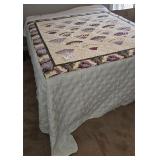 Queen Size Comforter, Bedspread, Quilt &