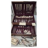 127pc Prestige Silverplate Grenoble Pattern