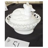 Westmoreland Fox on Nest Covered Dish