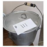 Wearever #5 Milking Pail